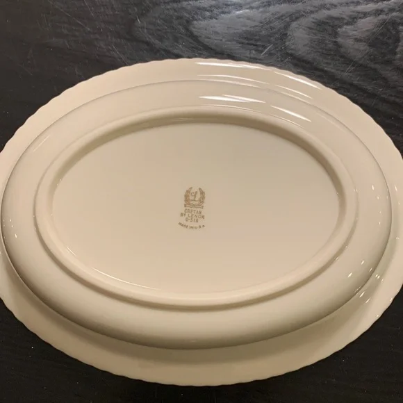 Lenox Cretan serving bowl - Picture 4 of 8